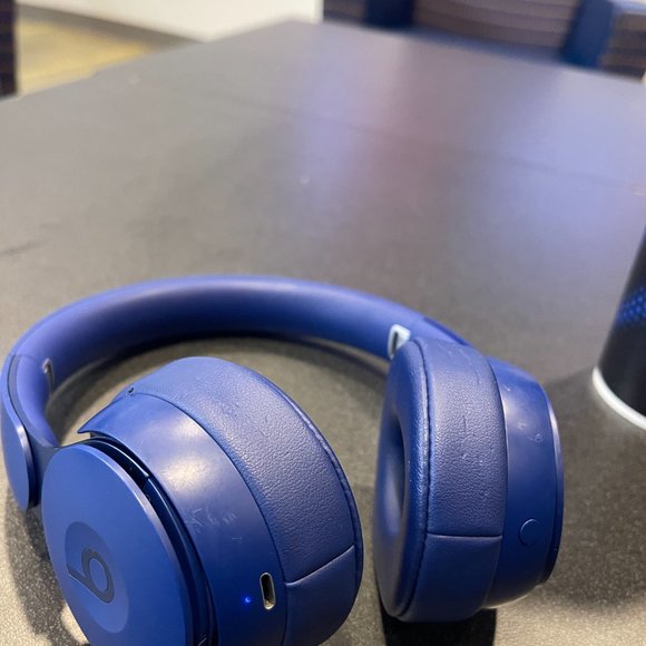 Beats by Dre Headphones Restored Beats By Dr Dre Bluetooth Noisecanceling Overear Headphones